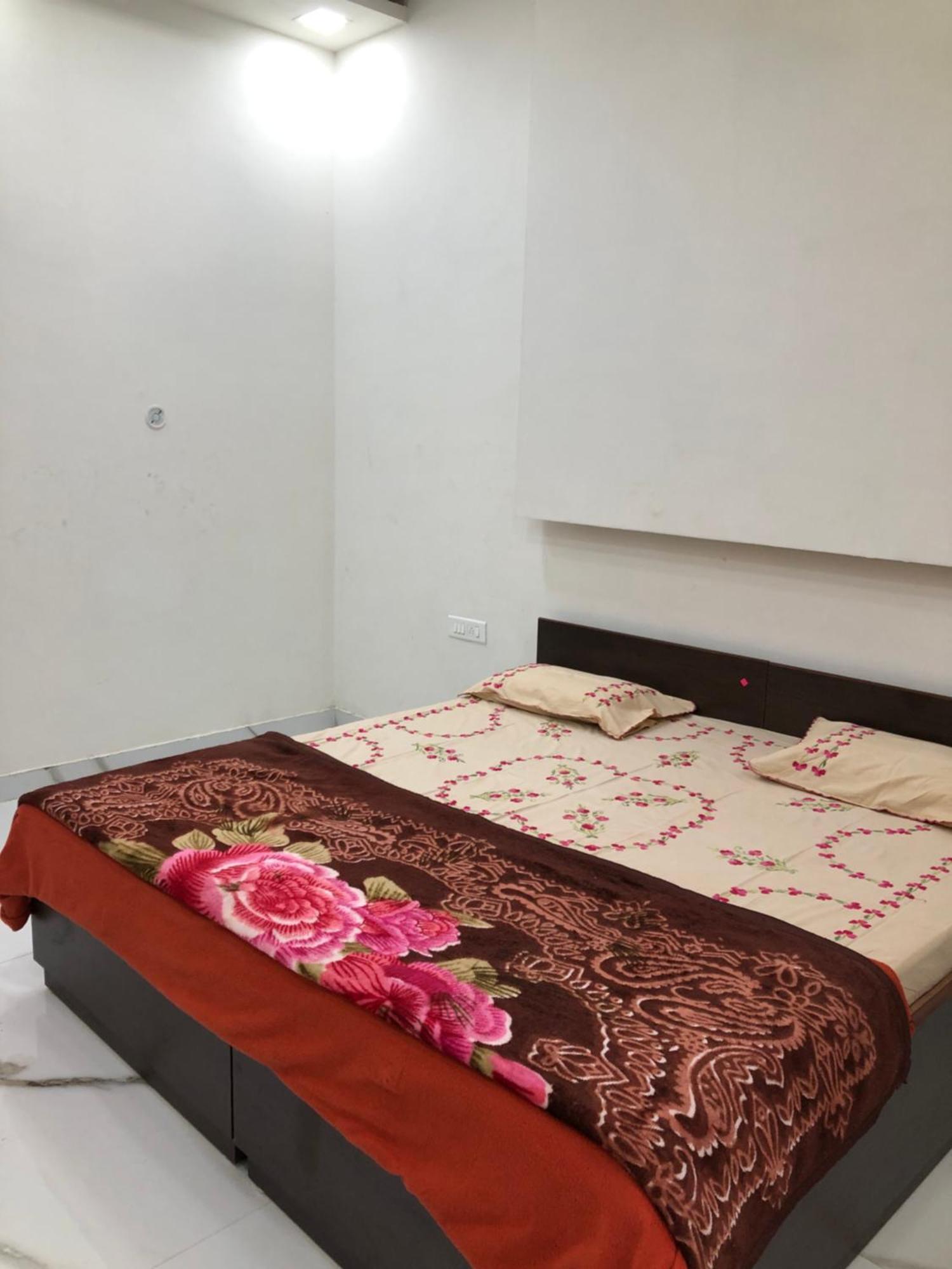 Ramaya Home Stay Bénarès Extérieur photo