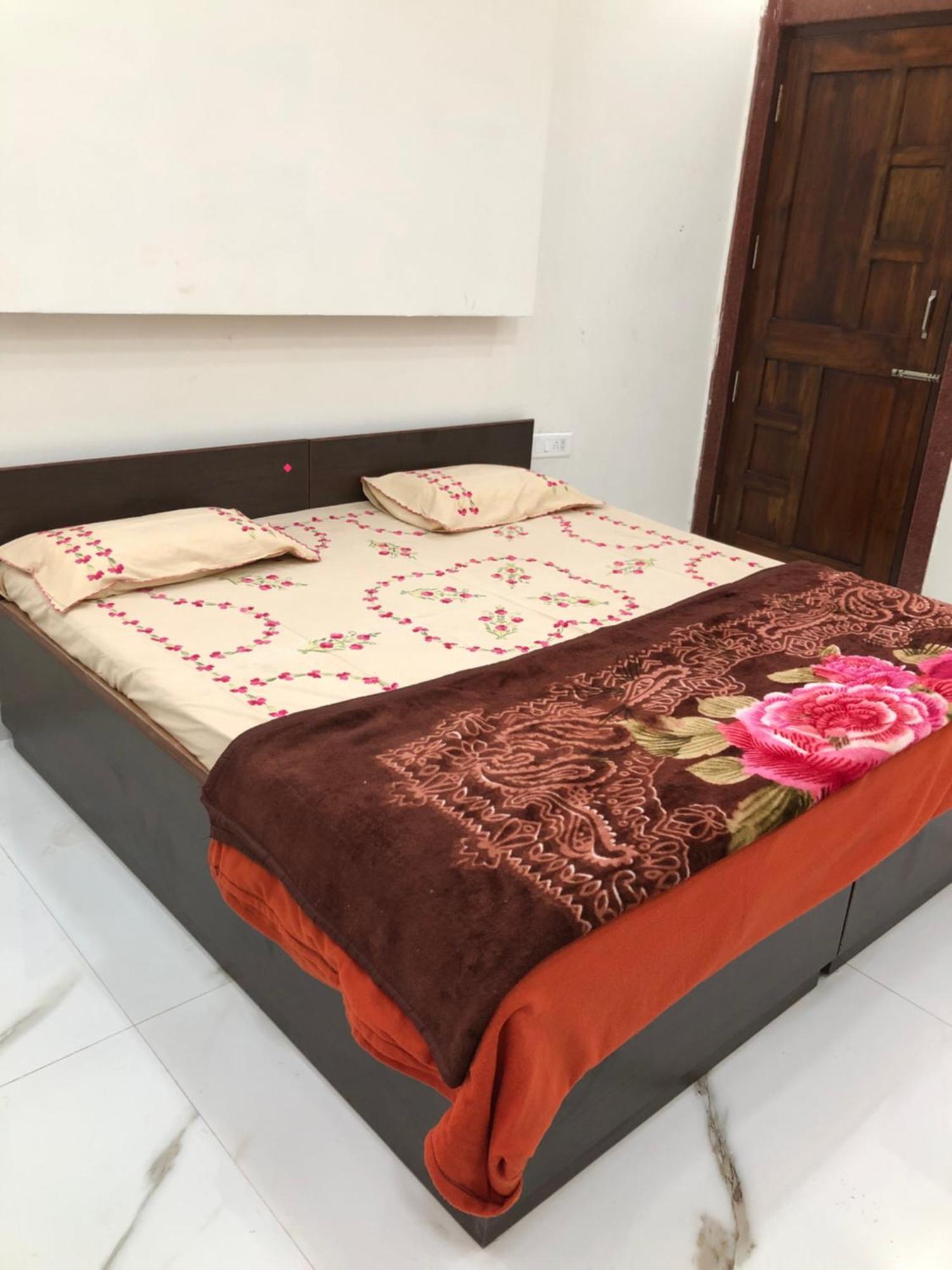 Ramaya Home Stay Bénarès Extérieur photo